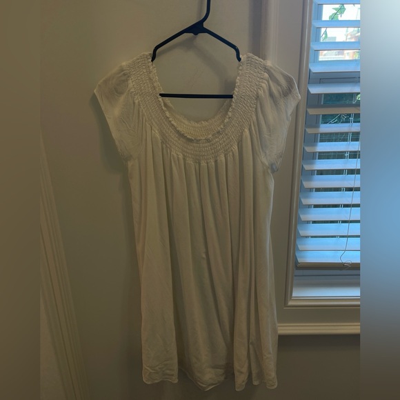 Aritzia white summer dress - Picture 1 of 2